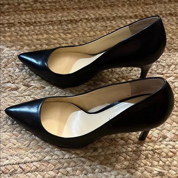 Ralph Lauren Double RL Black Heels Elegant Pointed-Toe Pumps - Picture 2 of 12